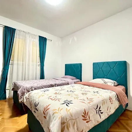 Apartment Three Bedroom Budva